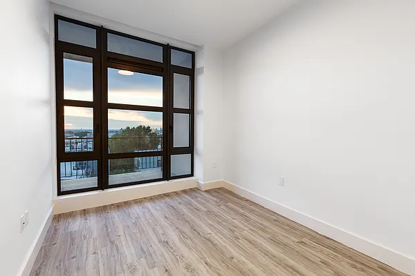 Rented by Nooklyn NYC LLC | media 6