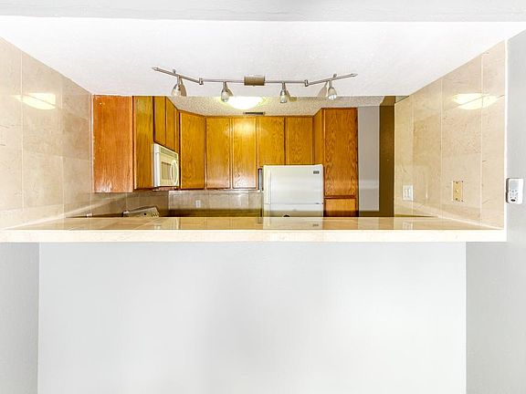 4th image of 4107 Medical Dr APT 4204