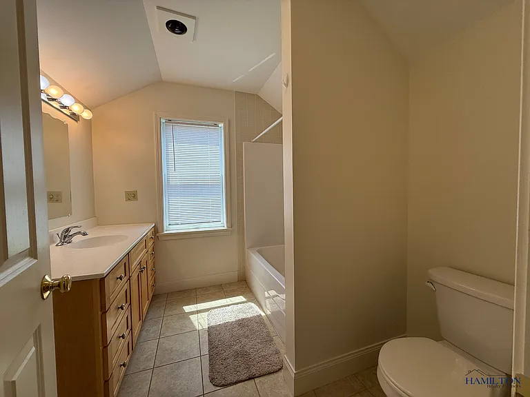 7407 State Route 20 — Photo 19