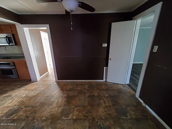 5th image of 113 N Olivier Ave