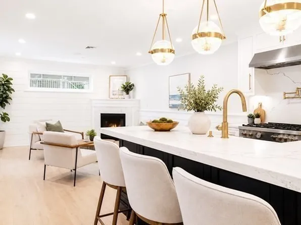150 Athens St Unit 2, Boston, MA 02127