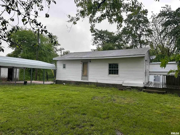 23527 Akin Blacktop, Macedonia, IL 62860