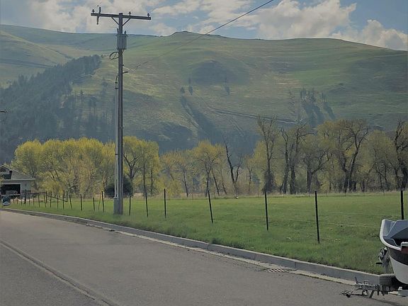 4th image of 5066 Farm Ln