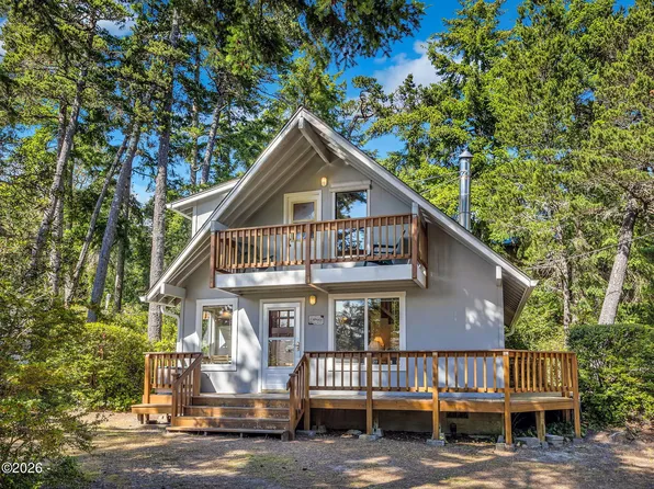 815 Poplar St, Manzanita, OR 97130