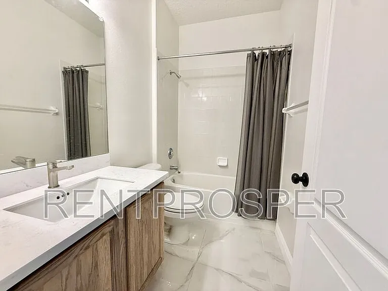 10181 Marsh Pine Cir — Photo 18
