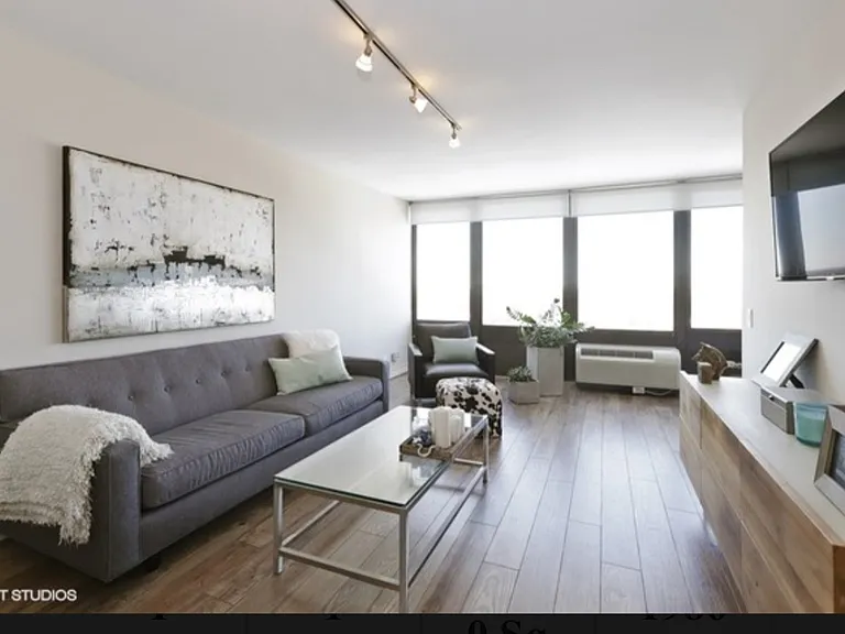 5320 N Sheridan Rd — Photo 3