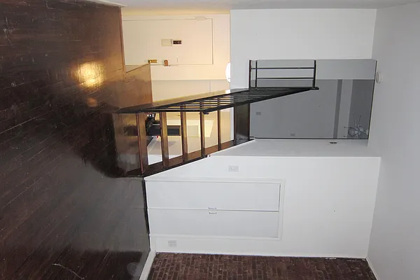 Rented by City Connections Realty | media 24