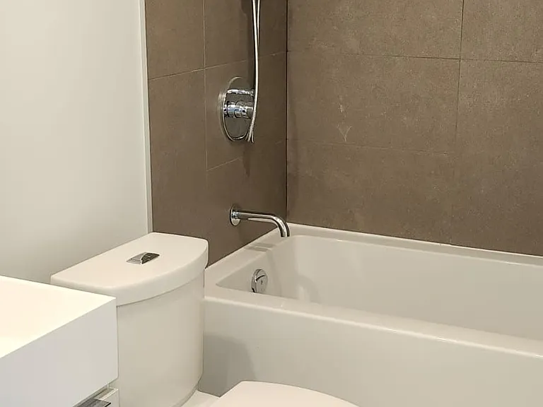 370 N Martha St #501 — Photo 3