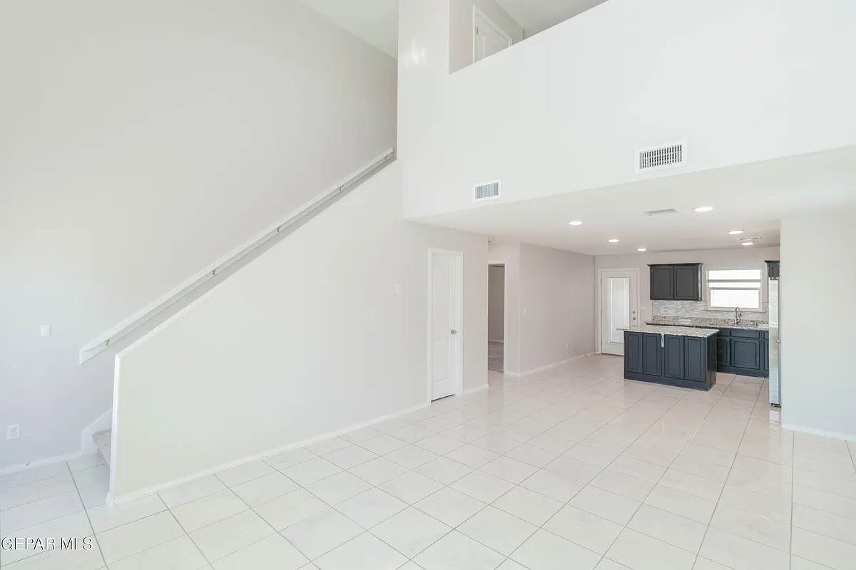 Building Photo - 14465 Mariam Hanna St