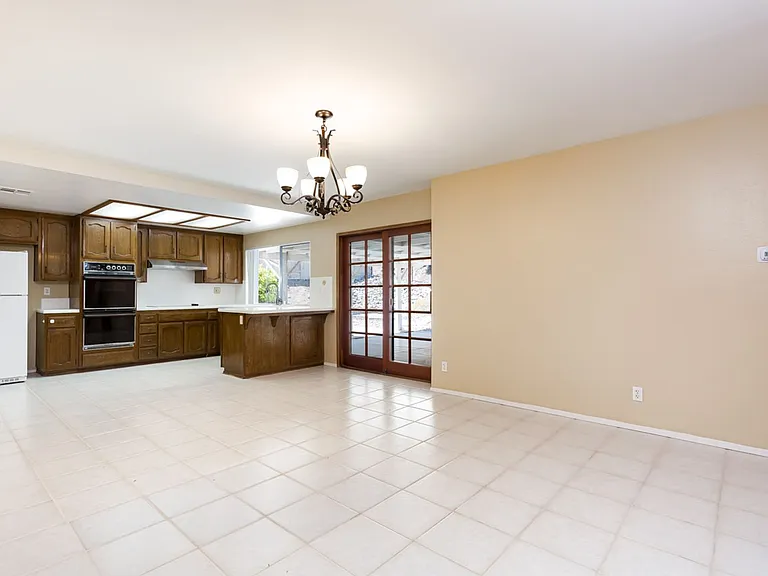 2441 Boyington Pl — Photo 10