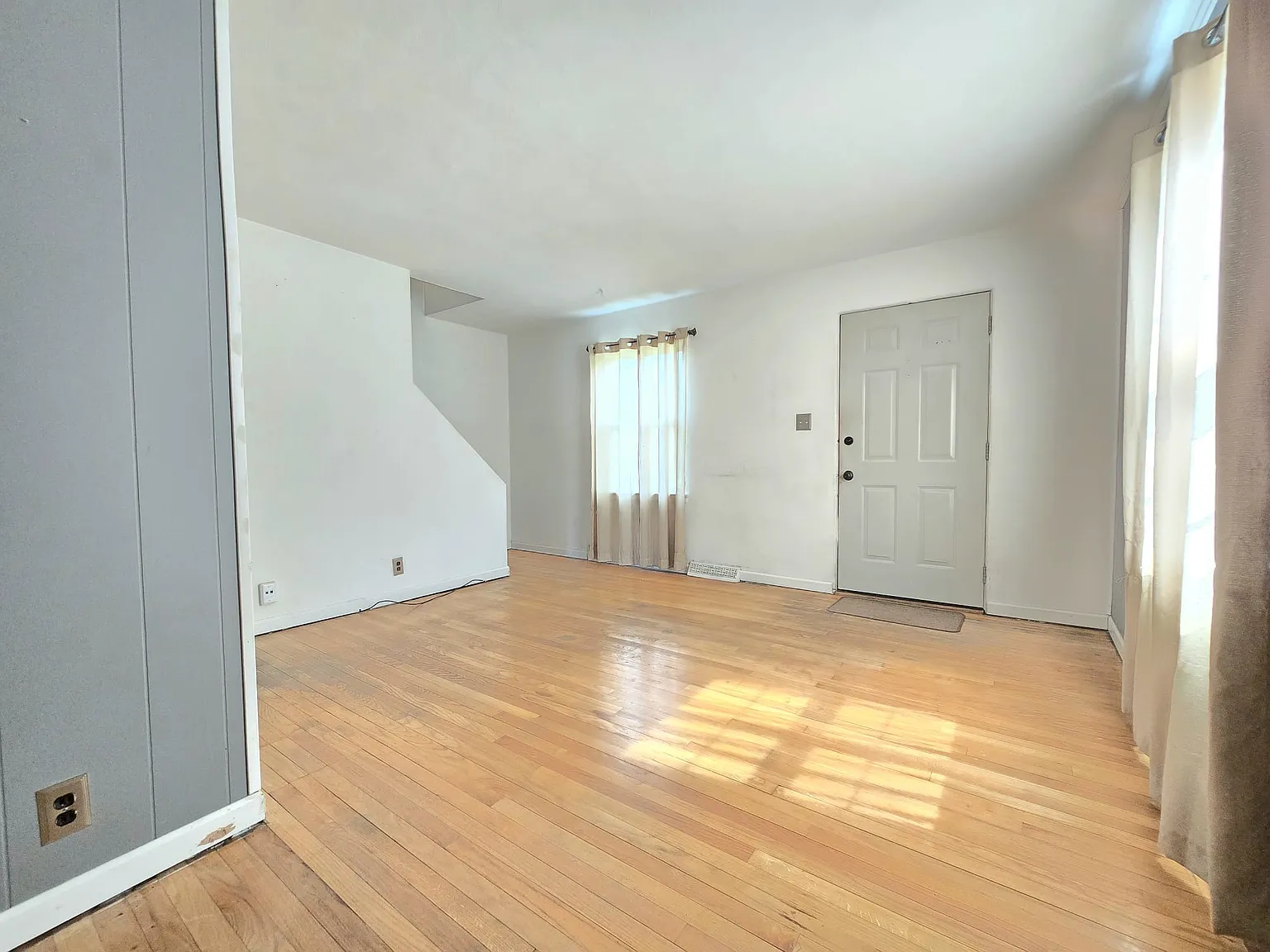 4 bed, 1459 sqft, $1,525 — Photo 3