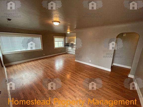 2nd image of 2095 Laurel Ave NE #860