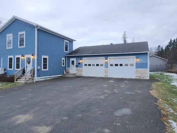 15 McKinley Street, Caribou, ME 04736