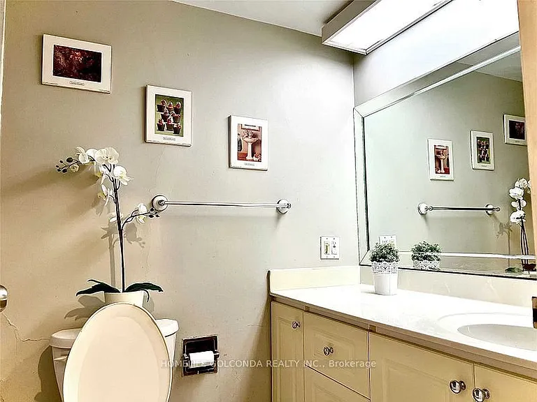 2721 Victoria Park Ave #1004 — Photo 16