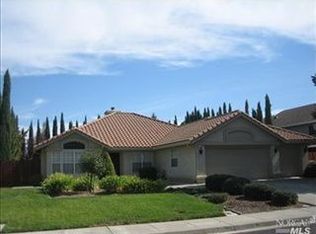 249 Fairgate Dr, Vacaville, CA 95687