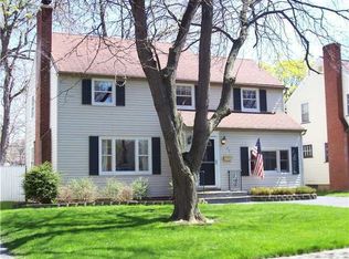 66 Meadow Dr, Rochester, NY 14618