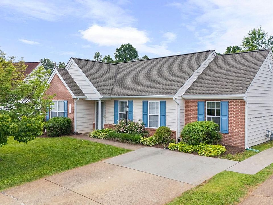 1st image of 784 Ripplebrook Dr