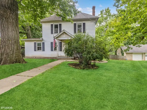 38960 N Chicago Ave, Wadsworth, IL 60083