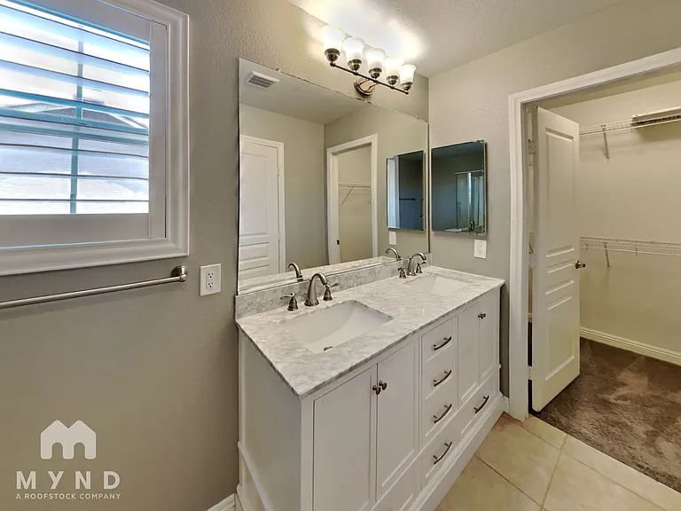 10746 Bayview House Ave — Photo 16