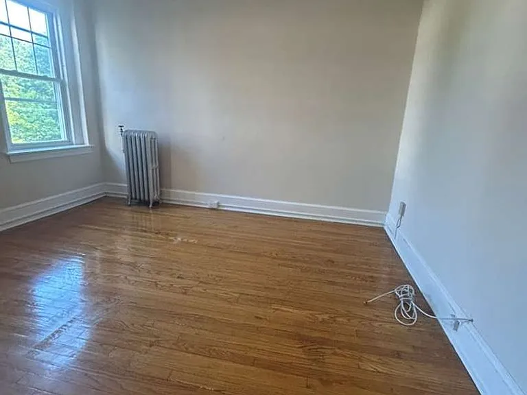 182 Elm St — Photo 20