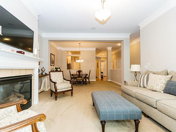 5th image of 11637 Chancery Ln