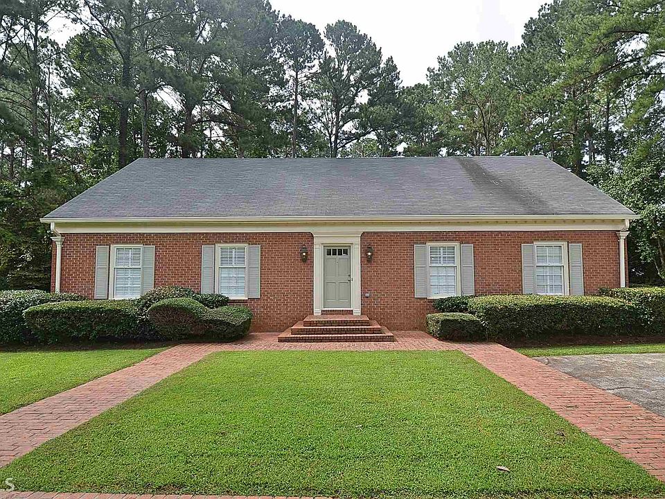 1st image of 1009 Vineyard Dr SE