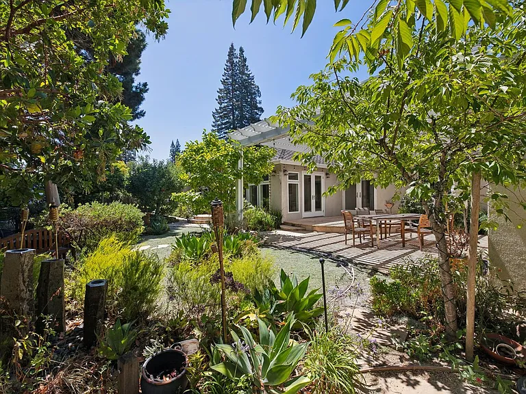 970 Palo Alto Ave — Photo 64