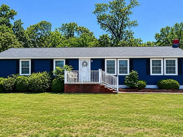 315 Murphys Pl, Warsaw, VA 22572