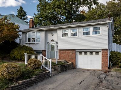 216 Aberdeen Dr, Oakdale, PA, 15071