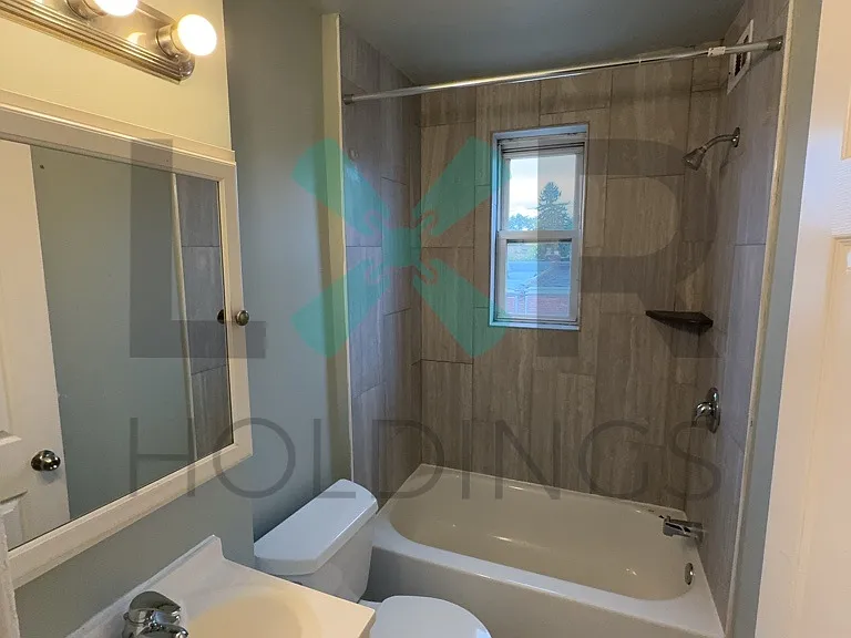 212 Margate Rd — Photo 5