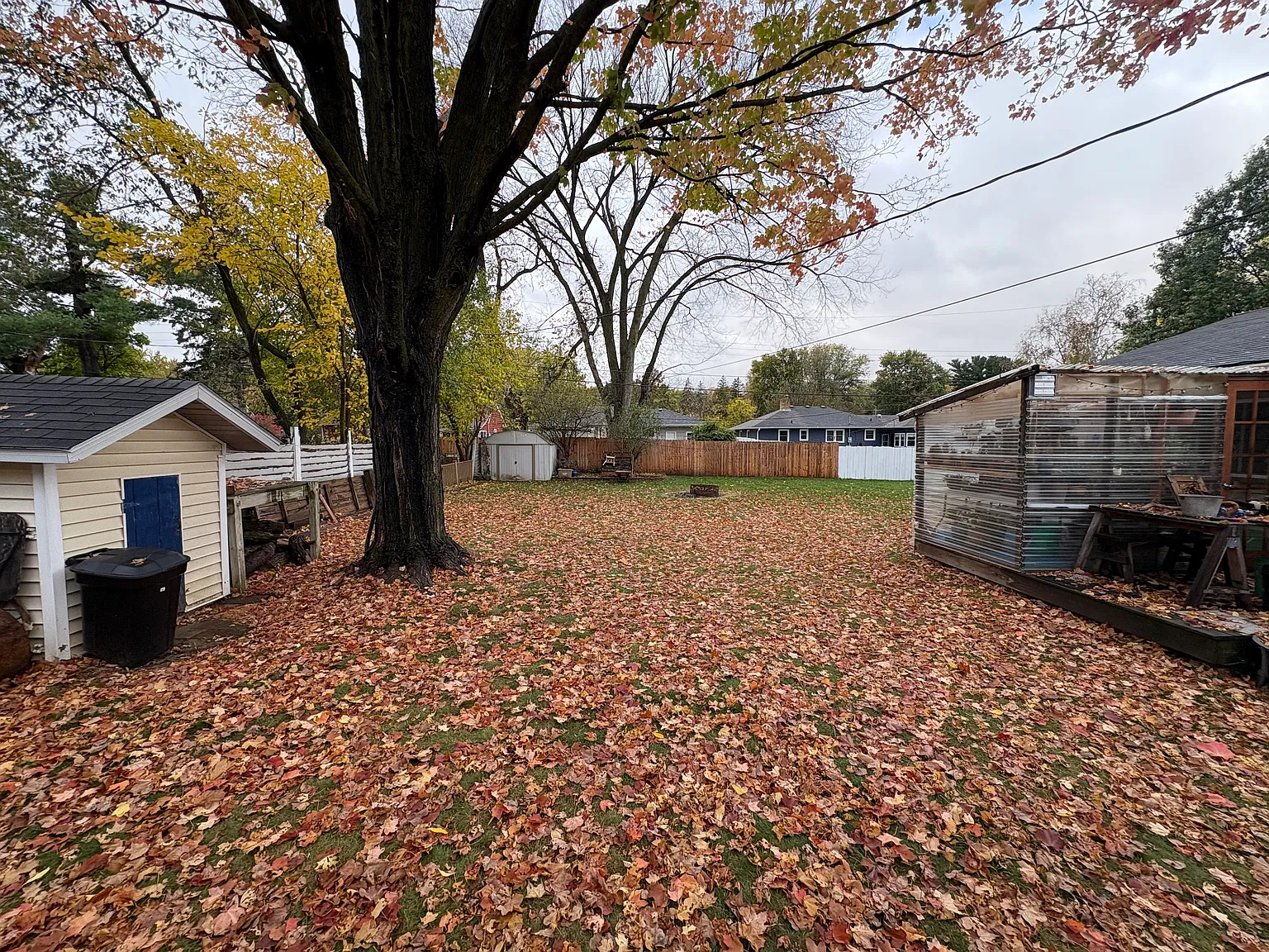 2 bed, 906 sqft, $2,000 — Photo 2