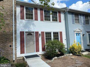 8167 Curving Creek Ct, Springfield, VA 22153