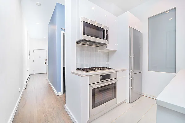 Sold by Compass | media 8