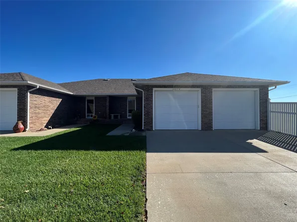 1407 Shadow Ln APT J, Dodge City, KS 67801
