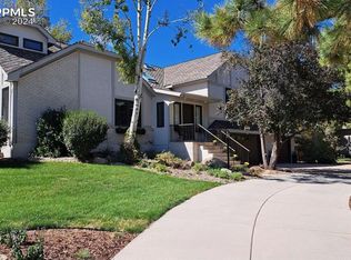 3176 Springmeadow Dr, Colorado Springs, CO 80906