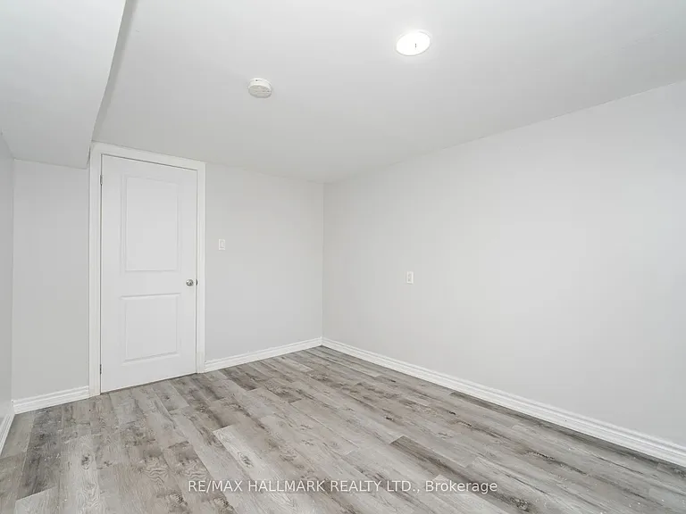 88 Bernick Dr — Photo 15