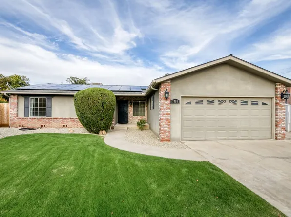 1759 Santa Ana Ave, Clovis, CA 93611