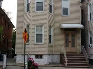 22-32 124th St, College Point, NY 11356