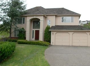 2015 Brookmonte Dr SE, Puyallup, WA 98372