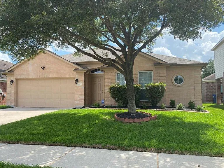 14123 Curry Creek Ln — Photo 1