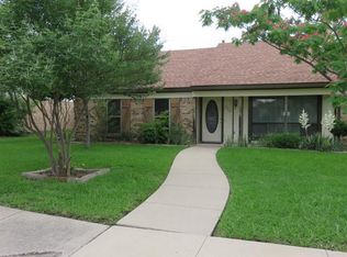 303 Southerland Ave, Mesquite, TX 75150