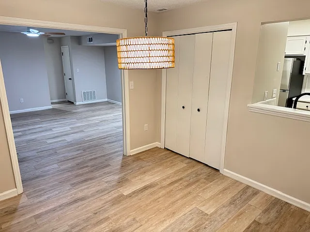 6070 Pinebark Ct — Photo 10