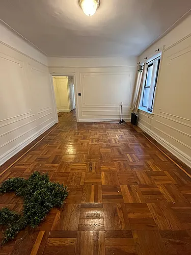 322 Linden Blvd #5B Photo 1