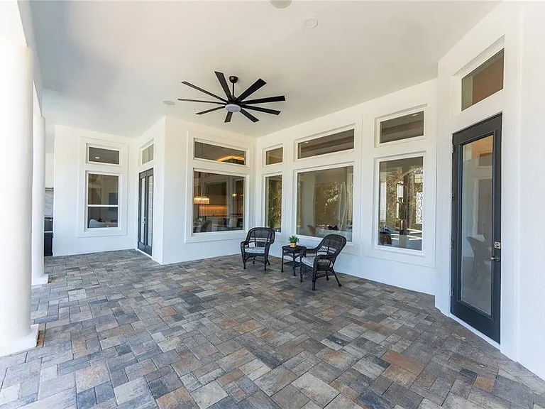 2041 Lake Fischer Cove Ln — Photo 36