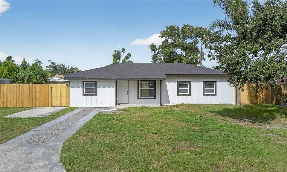 1st image of 4009 W WALLACE AVENUE