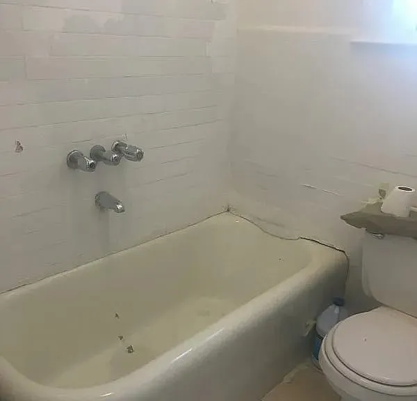 711 E 228th St #4B — Photo 3