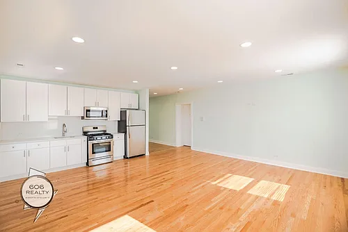 Updated Belmont Gardens Apts Available! Photo 1
