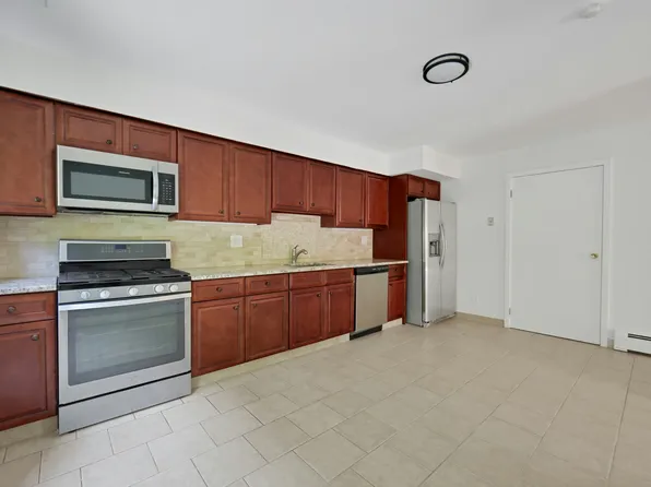 2413 Hammett Avenue image 12 of 26