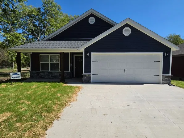 121 N Schifferdecker Ave, Joplin, MO 64801