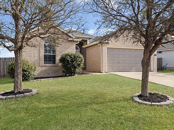 2nd image of 135 Langely